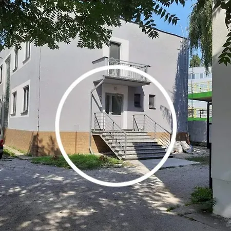 Living Near The Bus Station Privatunterkunft Pressburg
